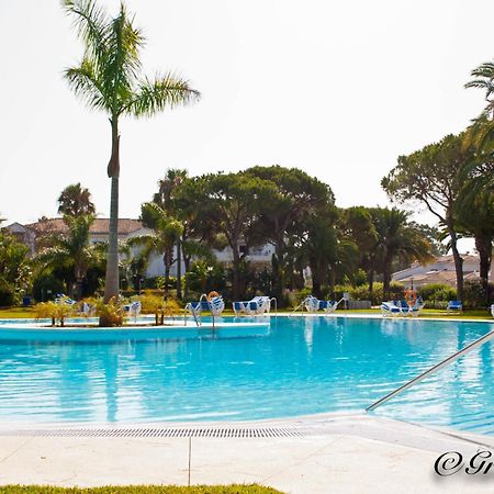 Апартаменты Life El Presidente Penthouse Pool View Эстепона Экстерьер фото