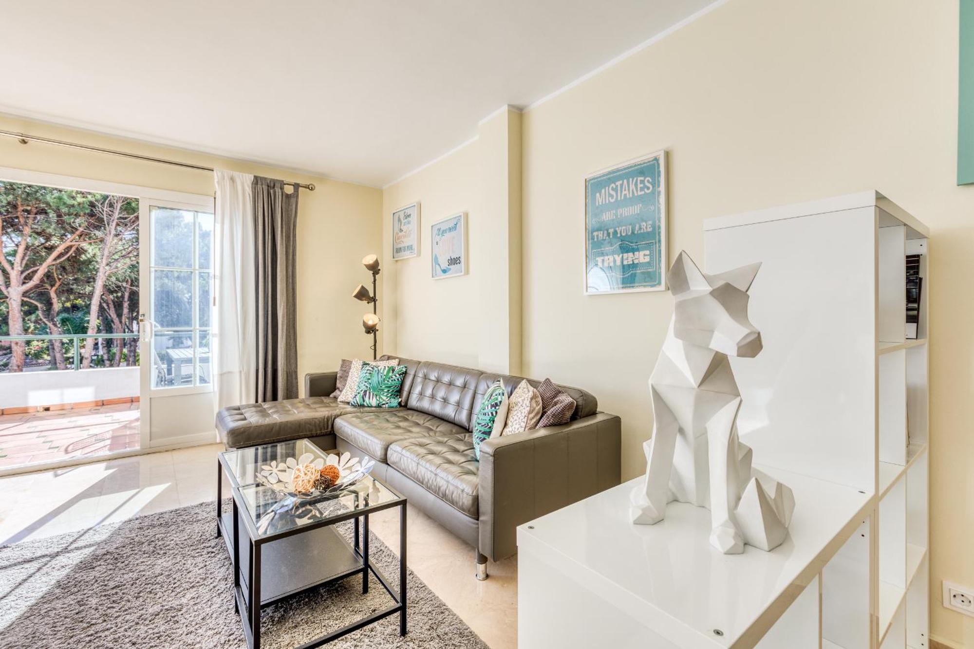 Апартаменты Life El Presidente Penthouse Pool View Эстепона Экстерьер фото